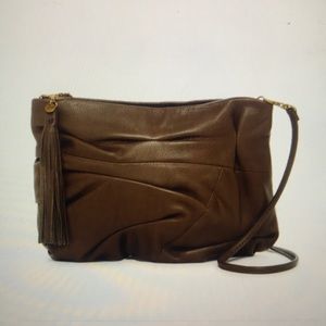 Hobo - Atlas Ruched Leather Crossbody Clutch